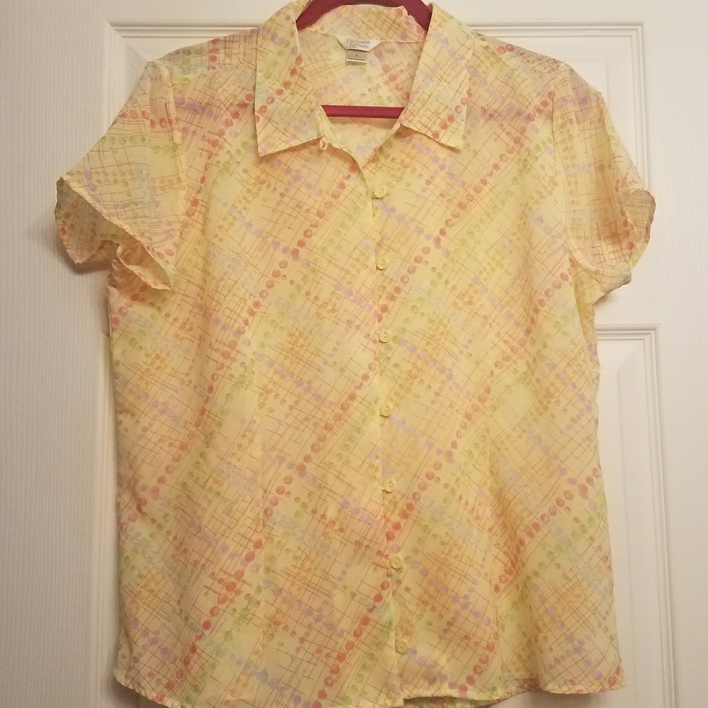 😎 Lightweight Short Sleeve Button Down